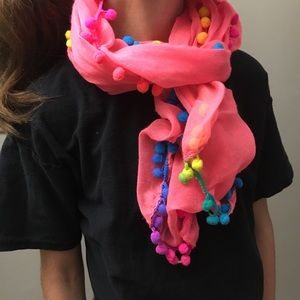 Women’s scarf